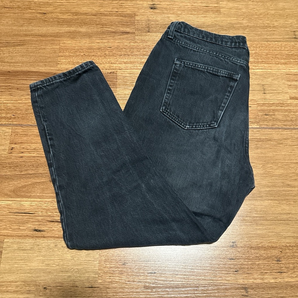 GAP Women's Black Straight Leg Jeans